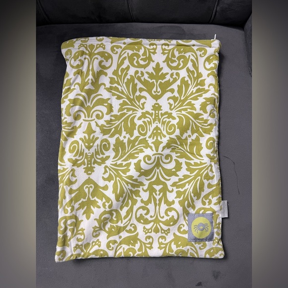 Itzy Ritzy Travel Happens Wet Zipper Bag Green Scrolling Leaf Print - Picture 1 of 6